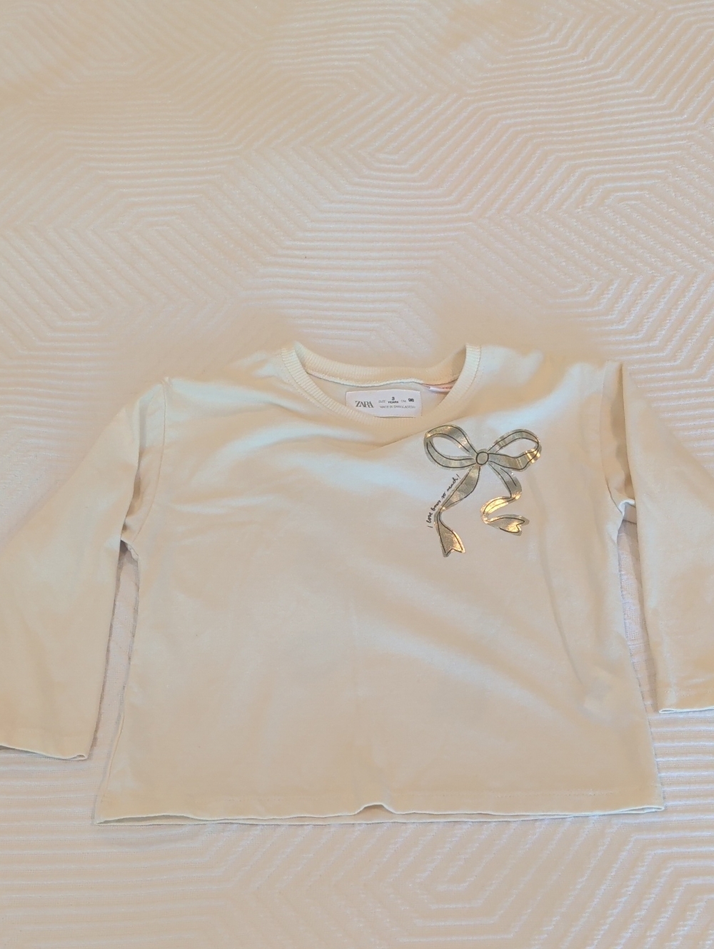 AZara Kids Cream Long-Sleeve Tee with Metallic Silver Bow 3T